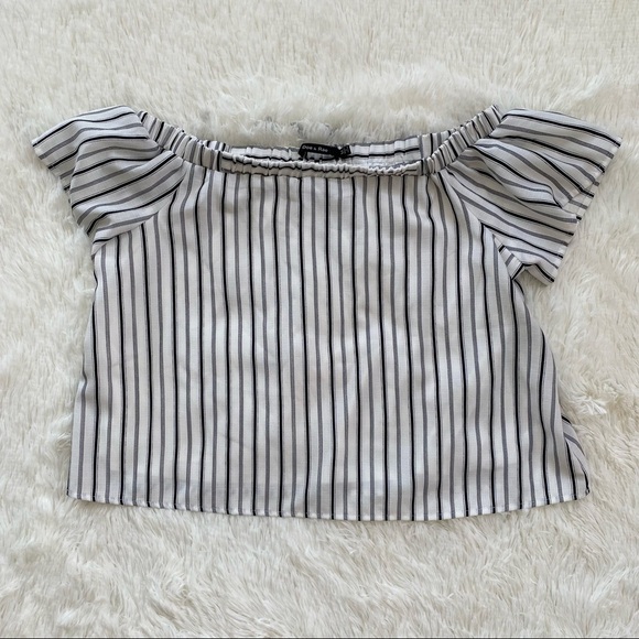Doe & Rae Striped Off Shoulder Top | White & Black | Medium - Picture 1 of 5